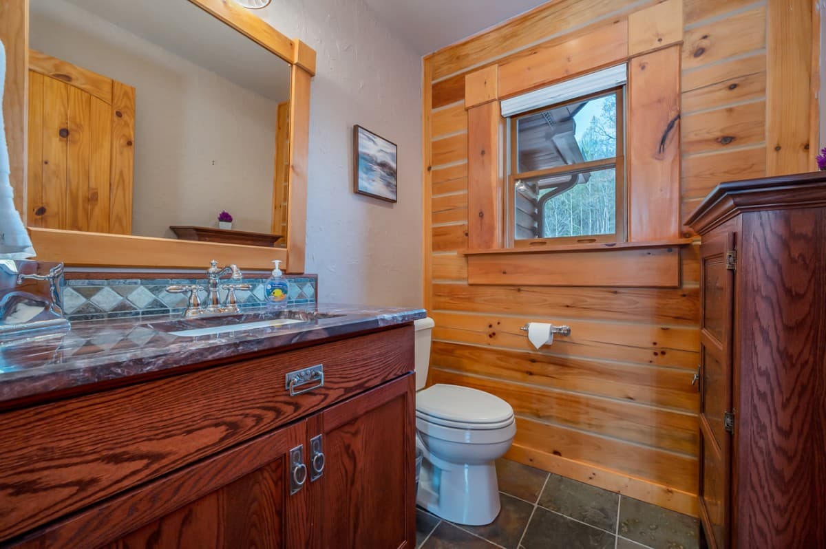 Chateau Laurel - Image 21