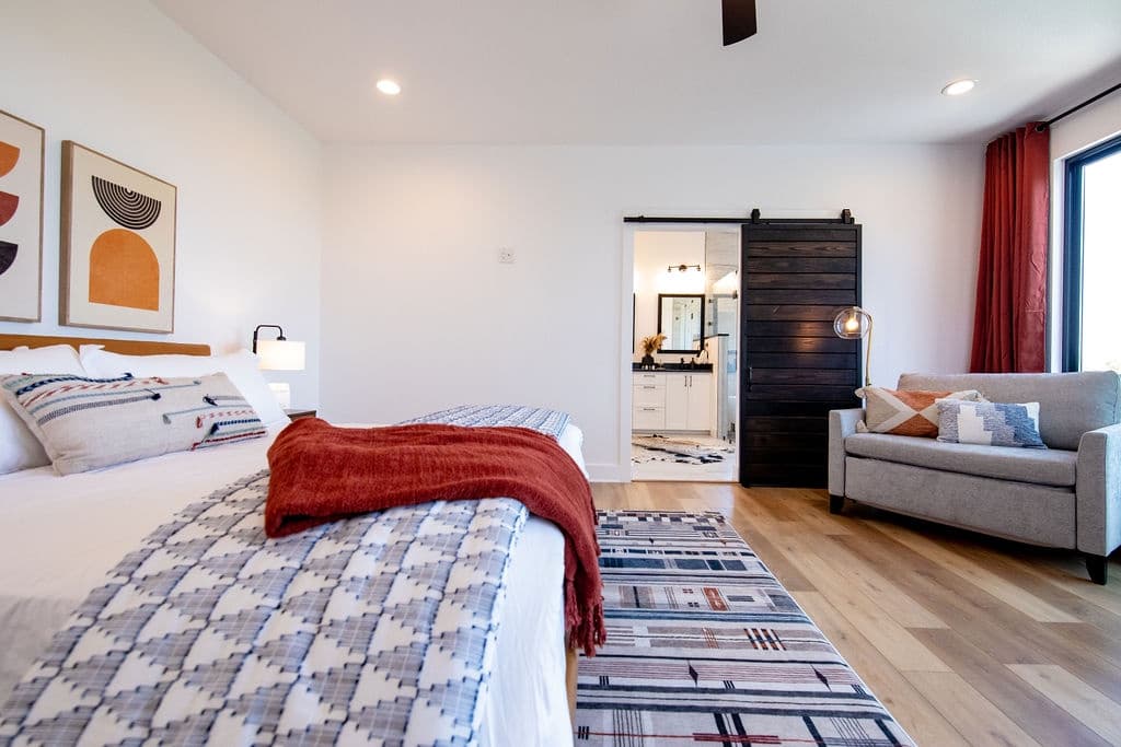 Southside of Heaven Home - Image 13