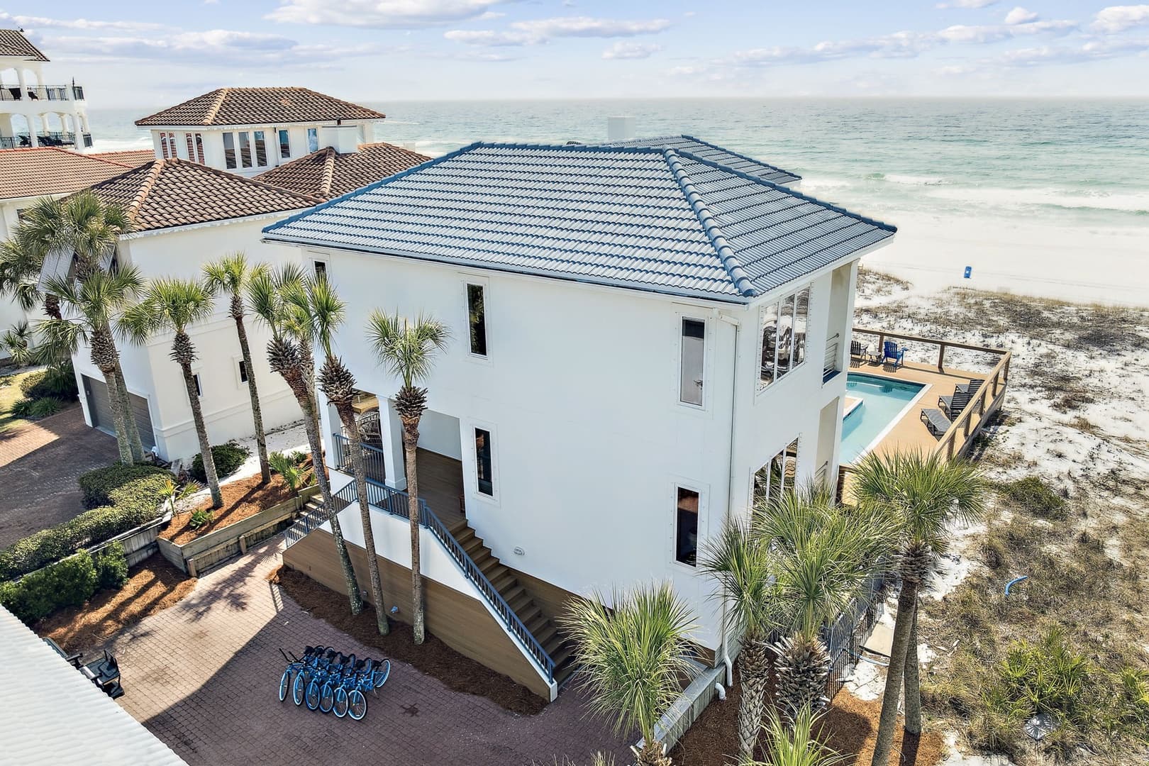 Latitudes - Image 58