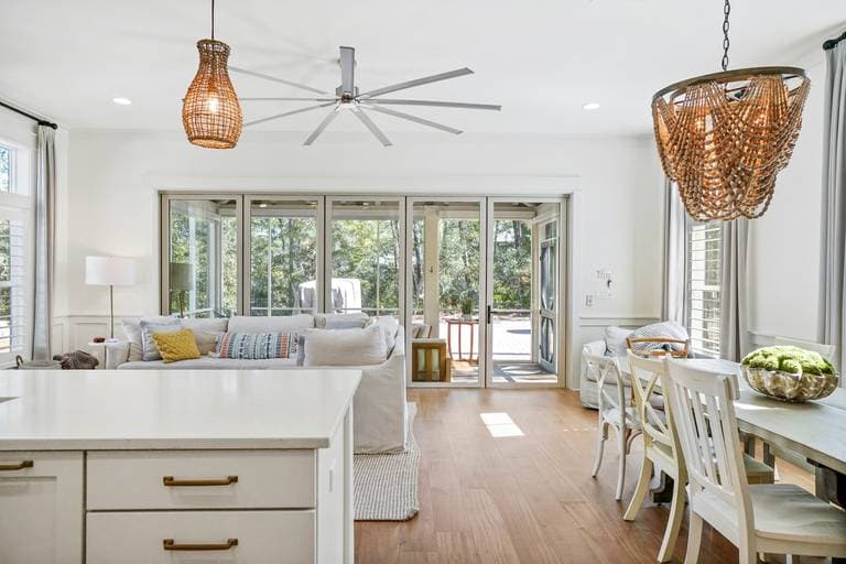 Georgia Peach at the Beach - Image 19