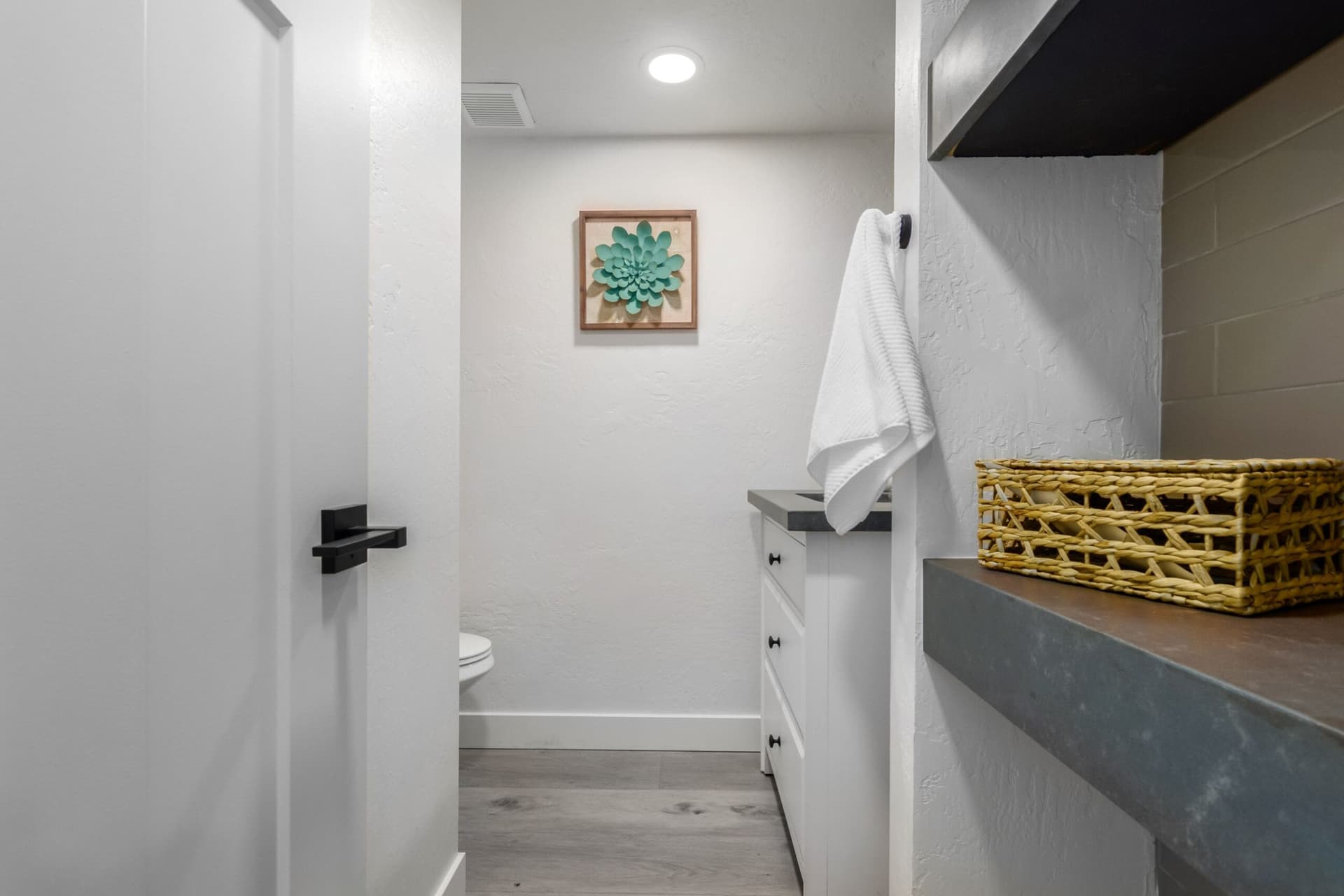 Camelback Townhouse - Image 13