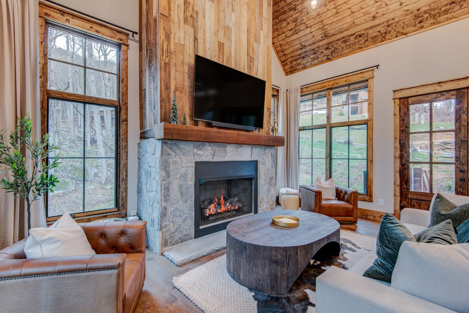 Vesper Lodge at Eagle Nest - Image 4