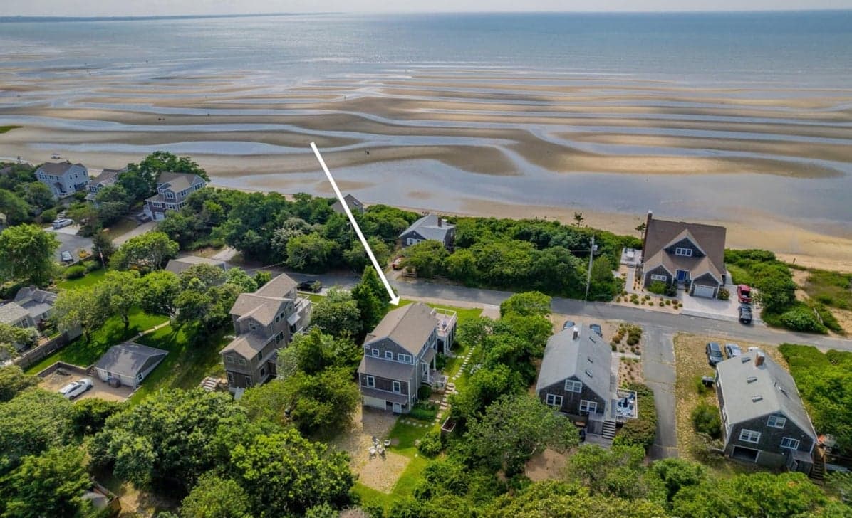 Bay Break - Image 35