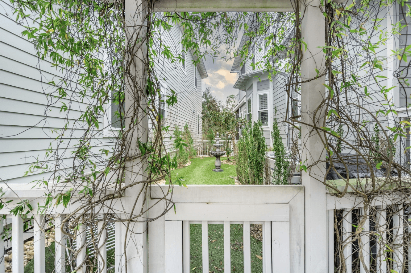 Pearl Paradise - Image 24