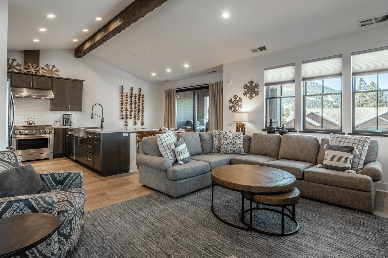 CreekHouse Townhome #322 - Image 4