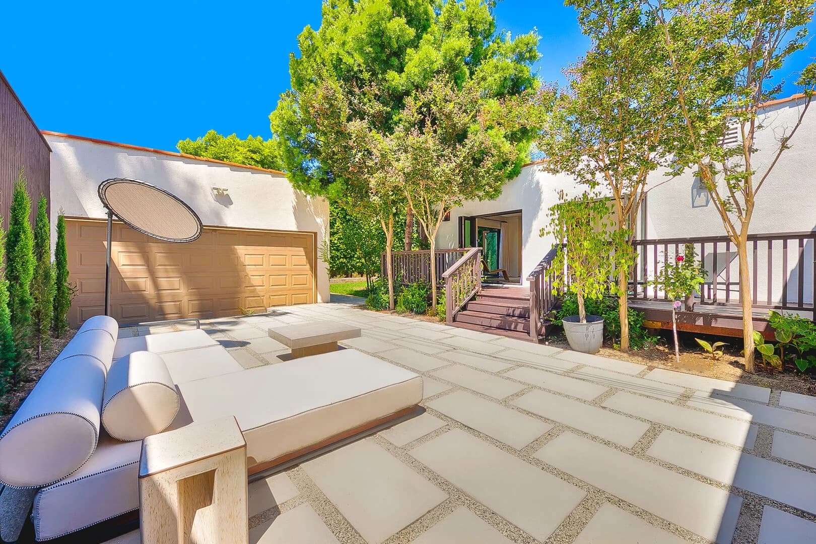 Melrose Oasis - Image 38