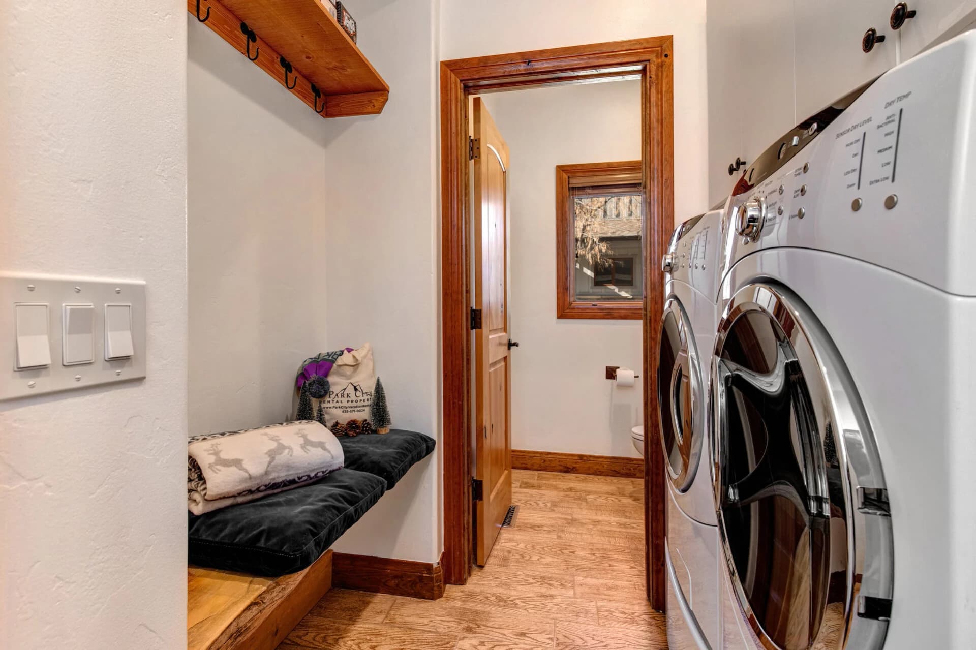 Rossie Hill - Image 25