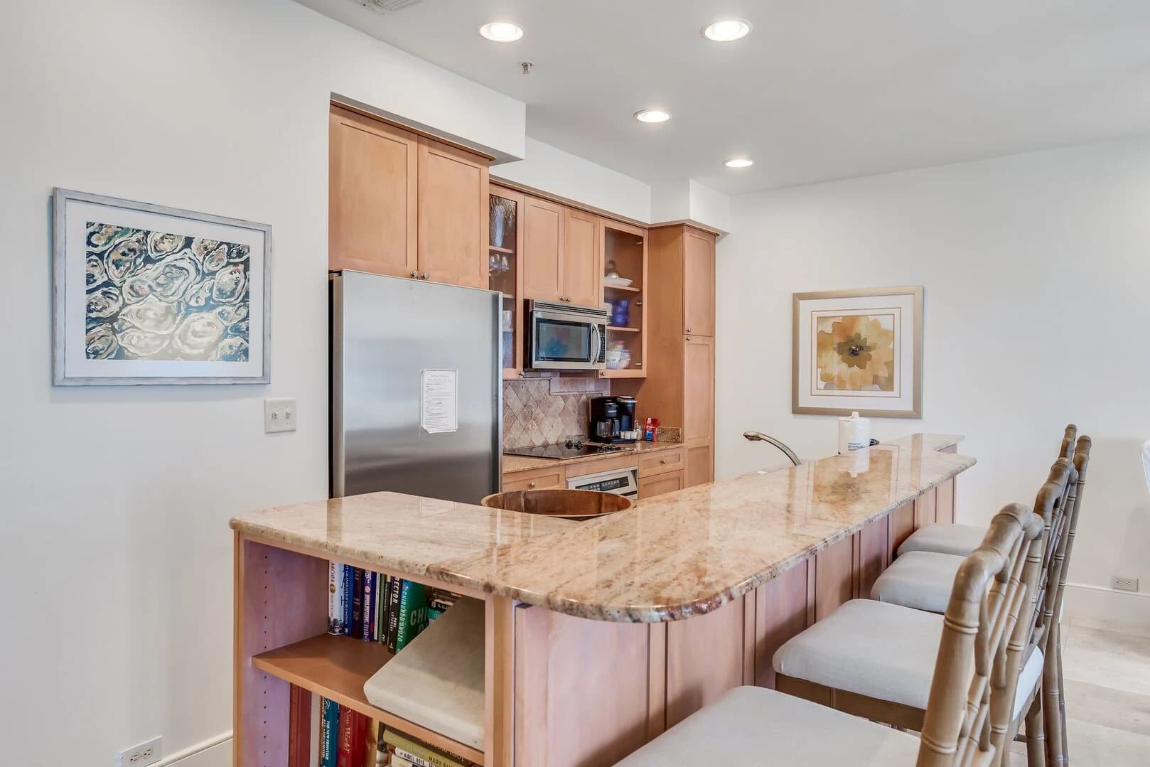 Main Street Penthouse - Image 3