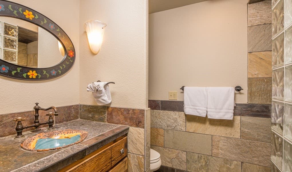 Upper Beehive Basin - Image 21