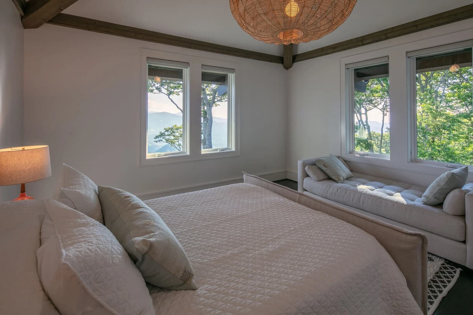 Outside Inn Place - Image 30