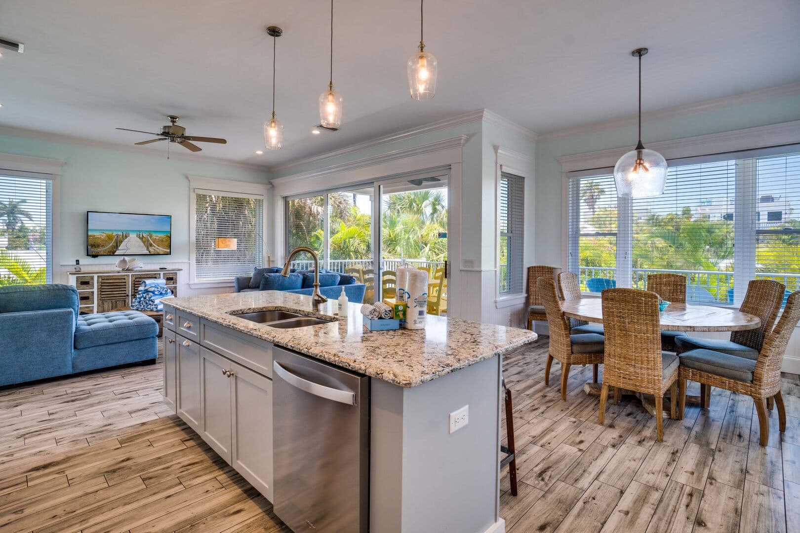 Summer Retreat - Image 6