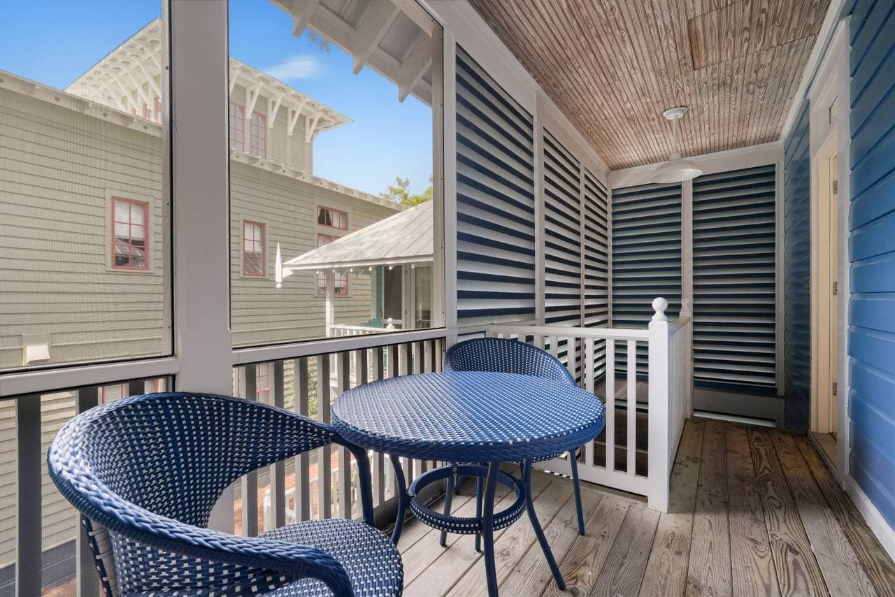 Little Lodge - Image 29