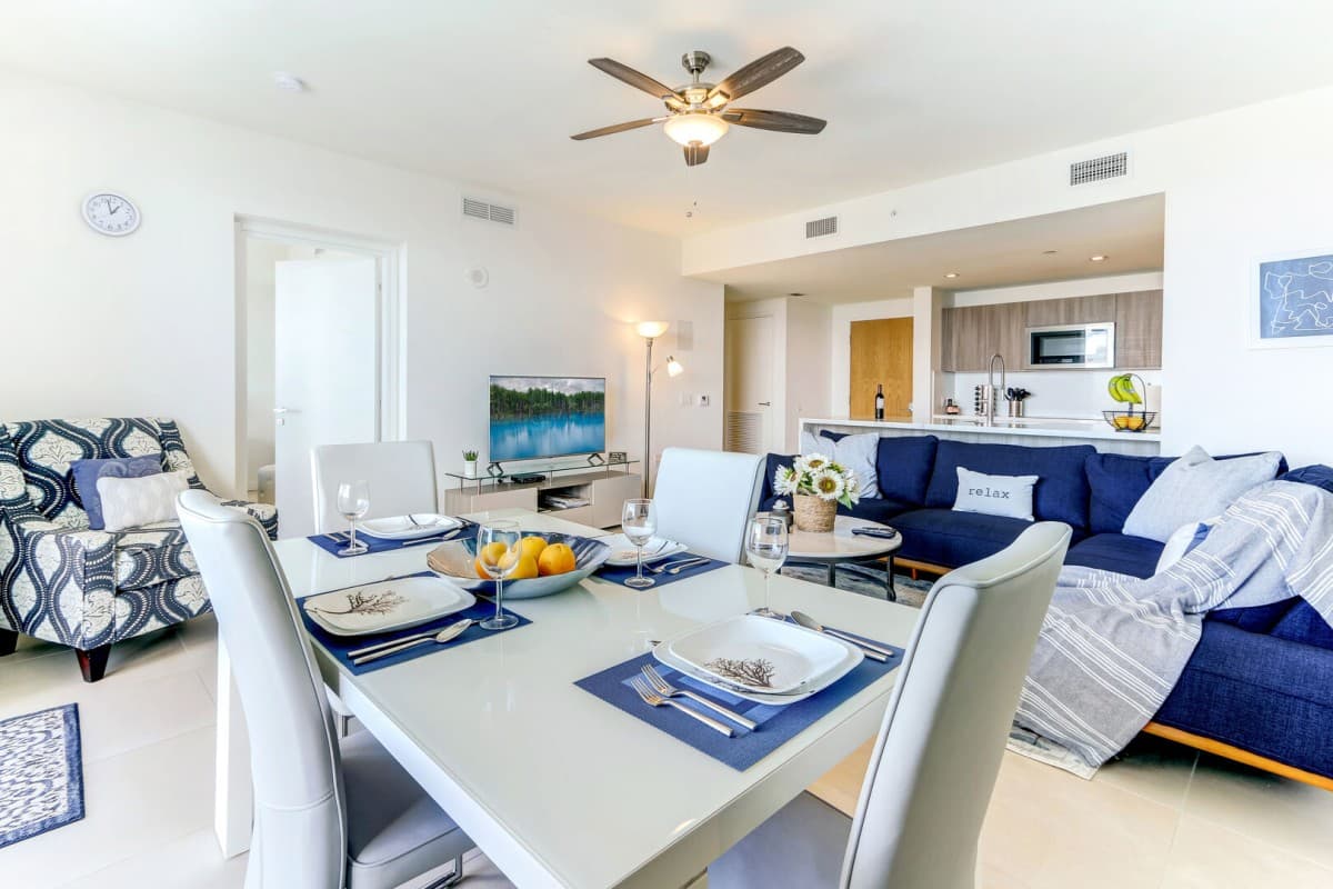 Coral Residence - Image 2