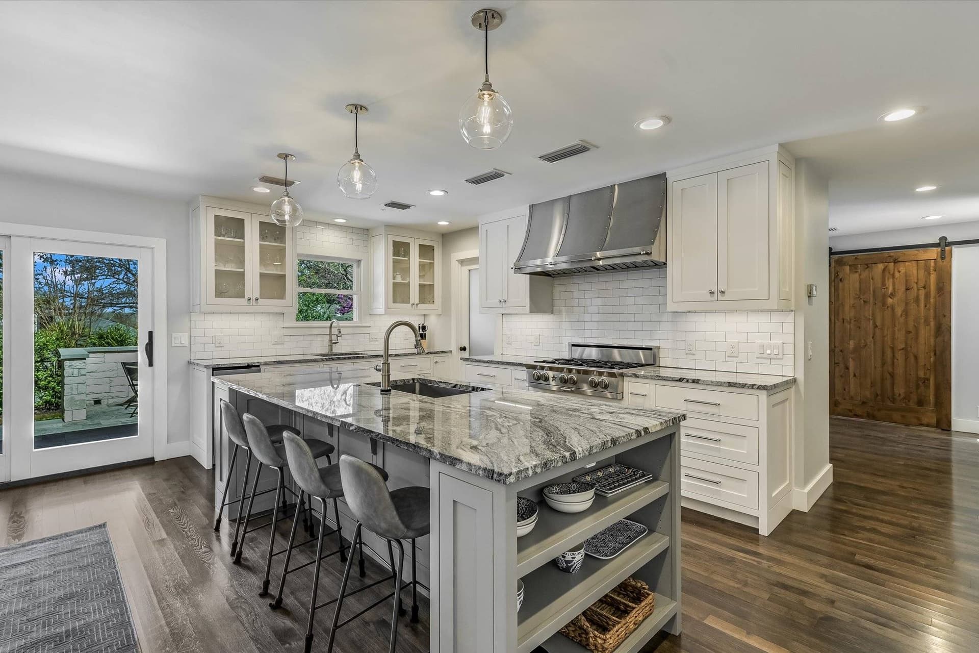 Austin Metro - Image 10