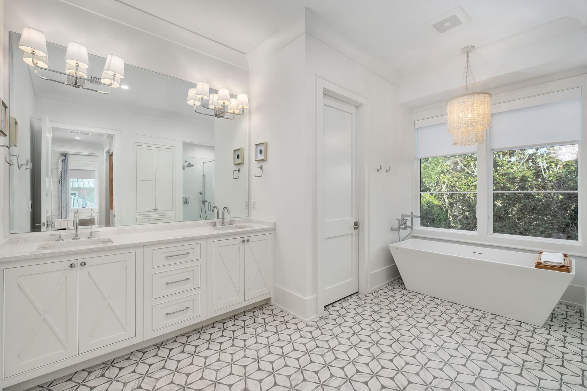 Bearfoot By The Sea - Image 38