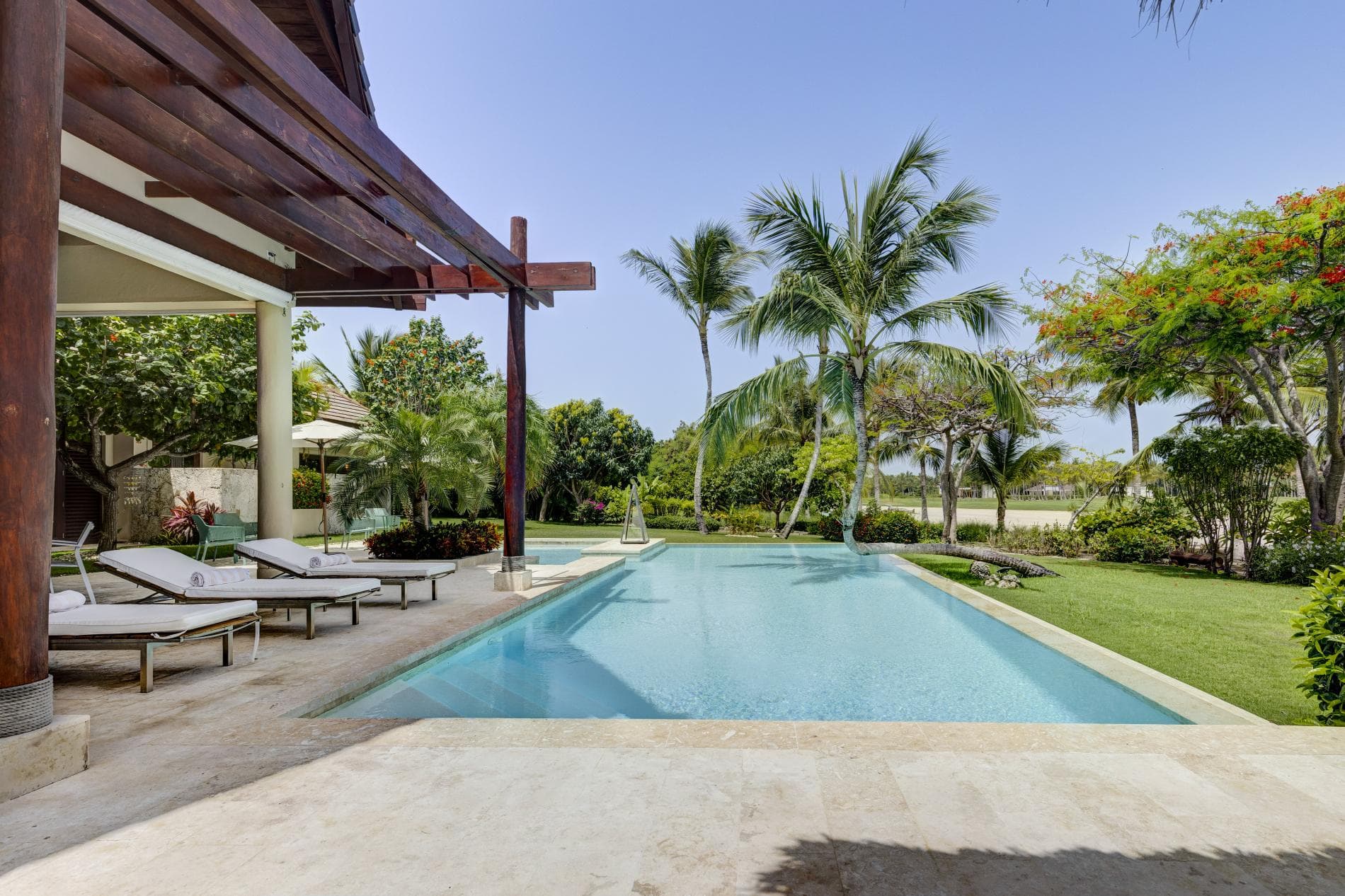 Villa Caballet - Image 2