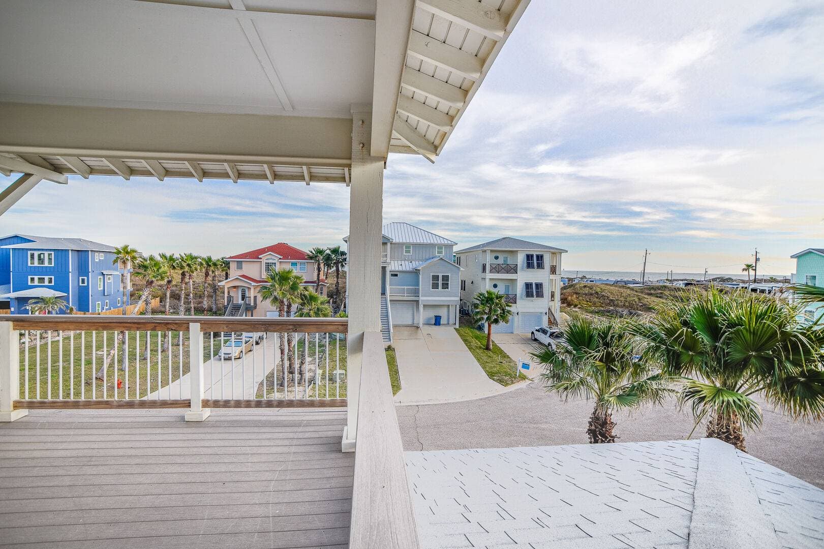 Gone Coastal House - Image 48