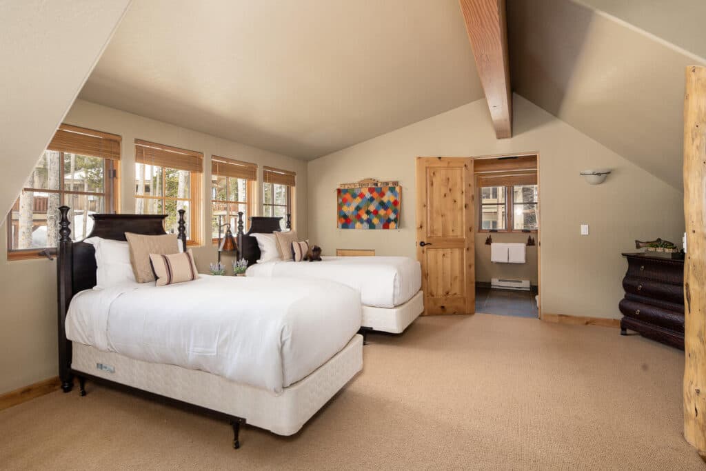 Hidden Trail House - Image 11