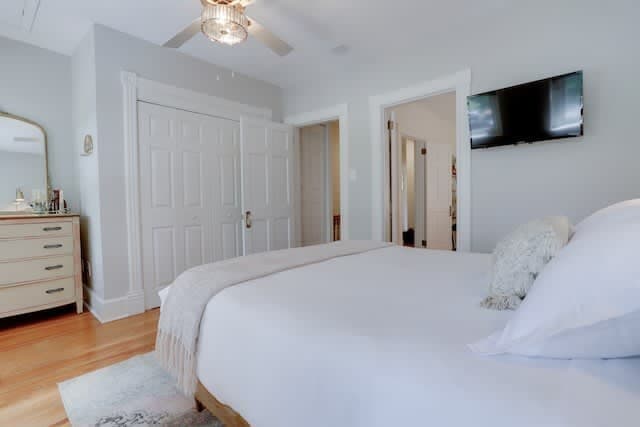 Capitol Comfort - Image 36