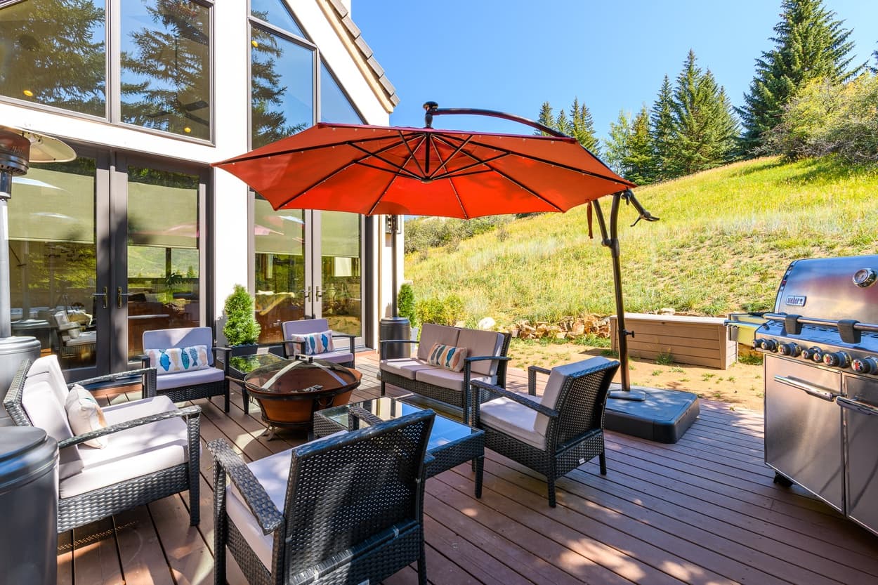 Arrowpines Lodge - Image 2