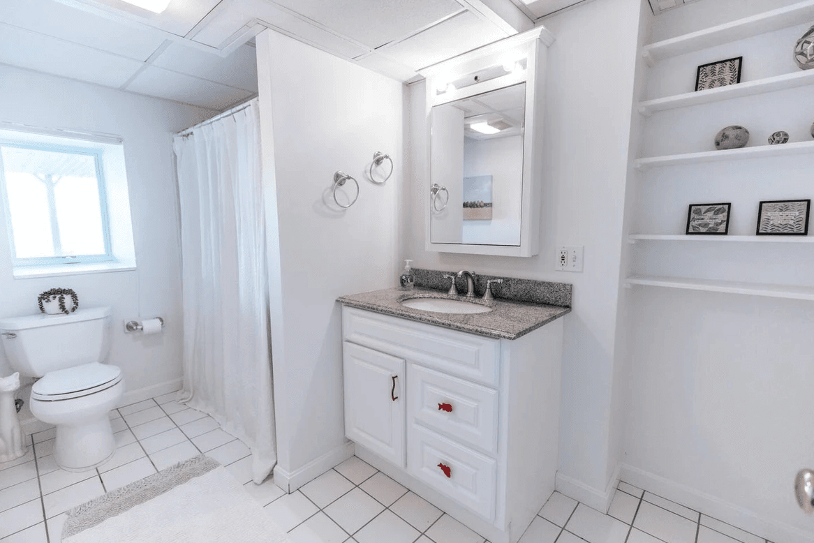 Mooring House - Image 20