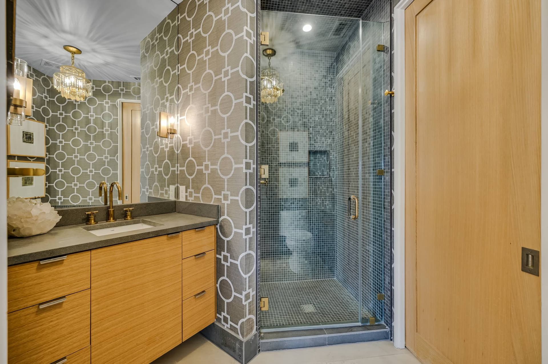 Austin Splendor - Image 32