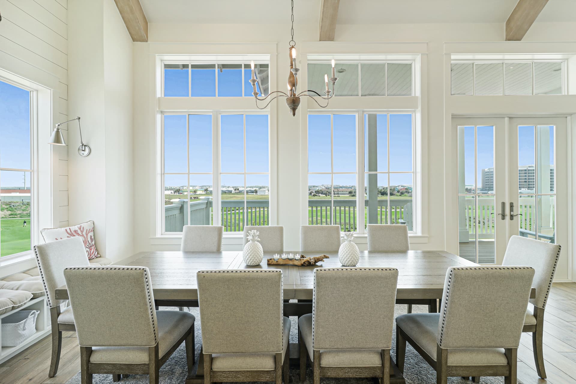 Pelican's Perch - Image 4