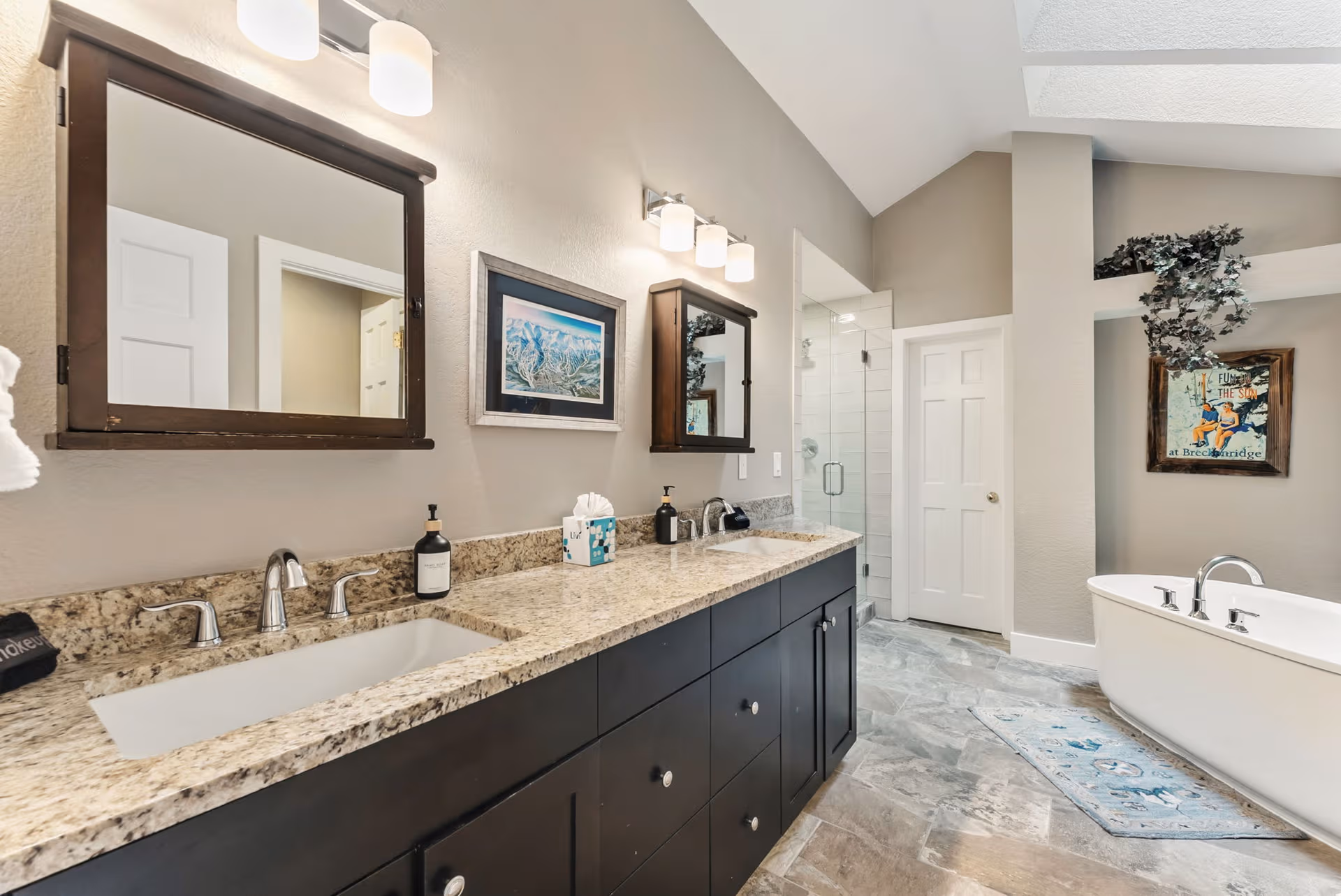 Peak 8 Lodge - Image 18