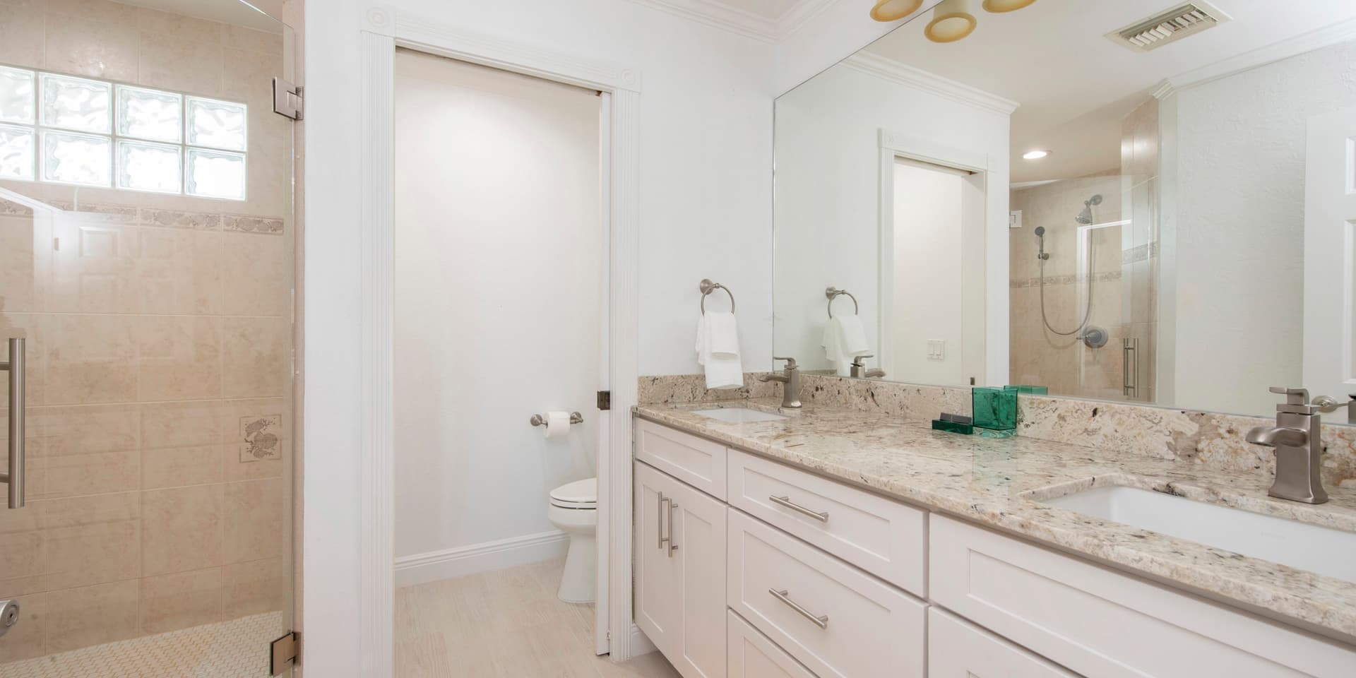 Iggy Blue - Image 21