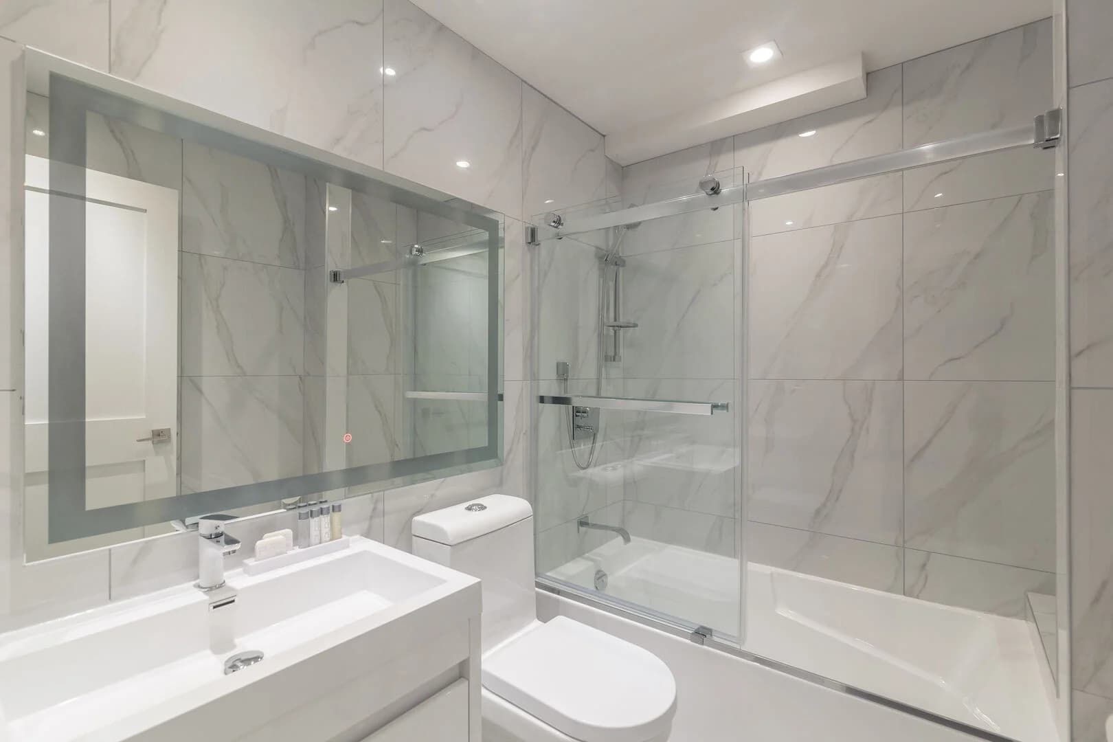 Royal Home - Image 6