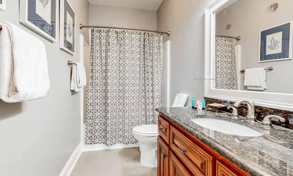 Bahama Breeze House - Image 29