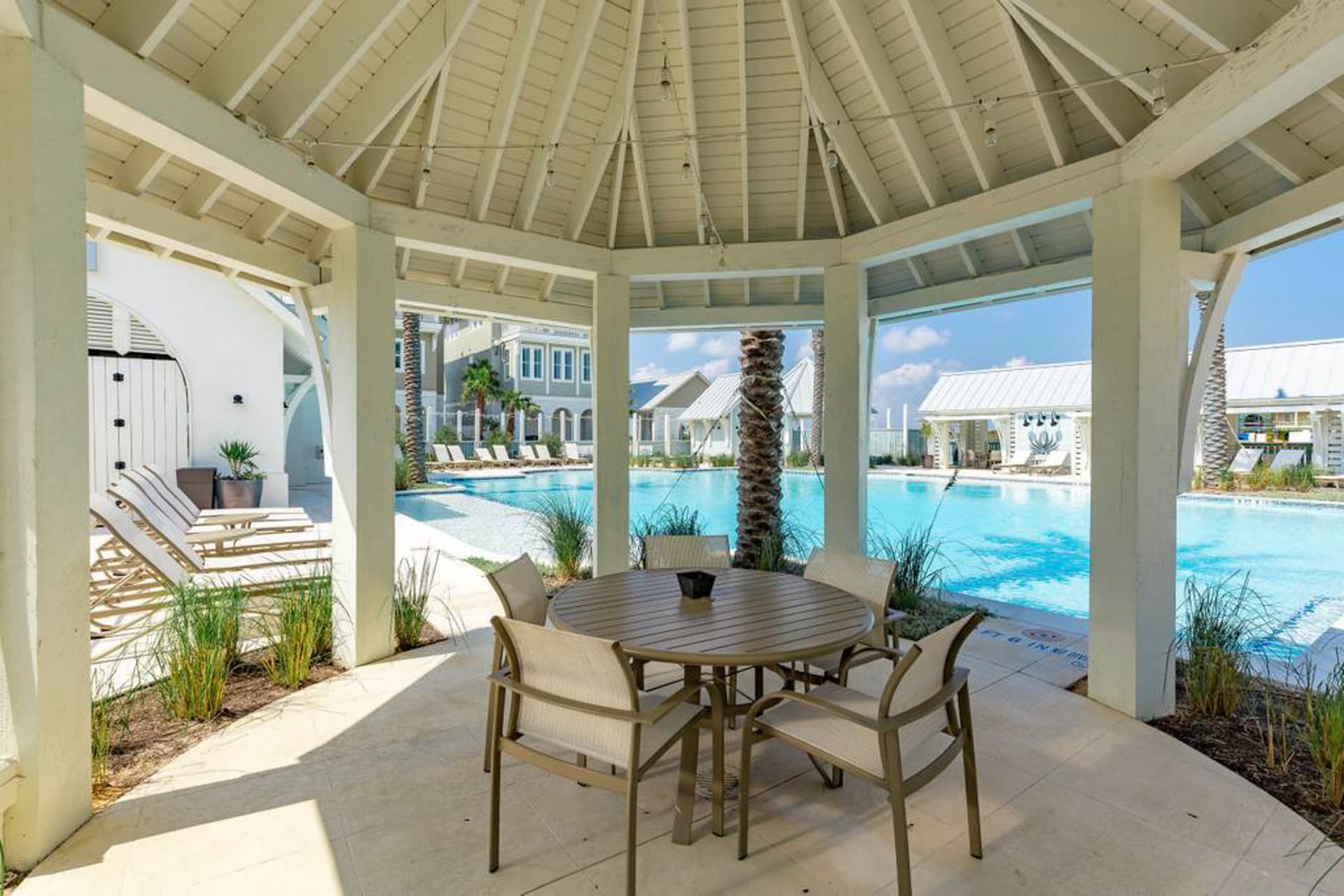 Irie Ray House - Image 31