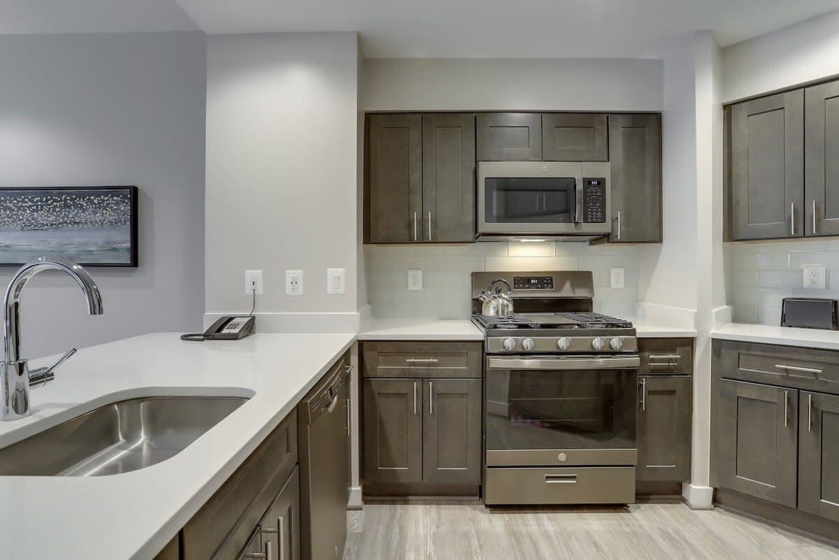 Veitch Residence - Image 10