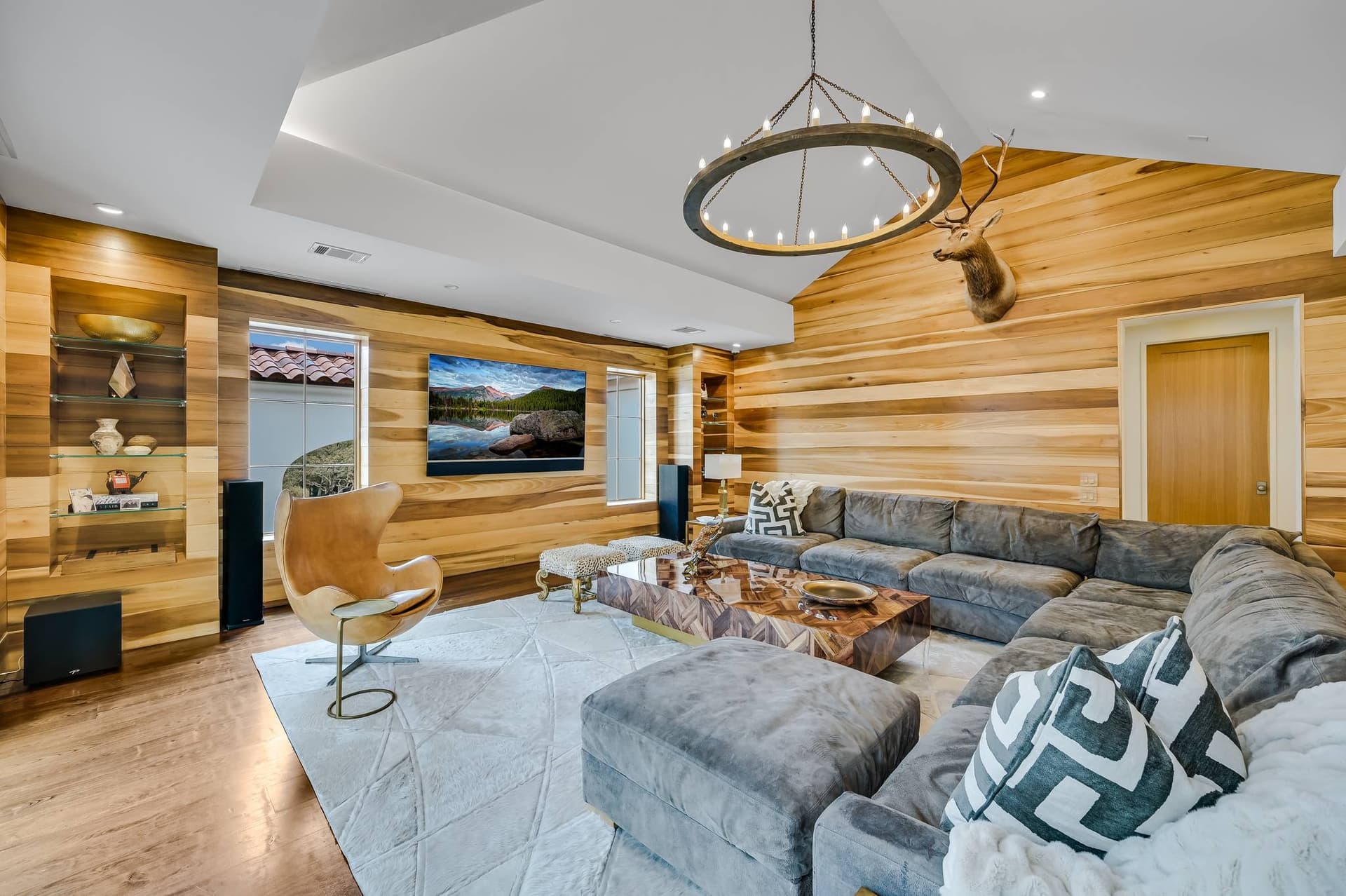 Austin Splendor - Image 16