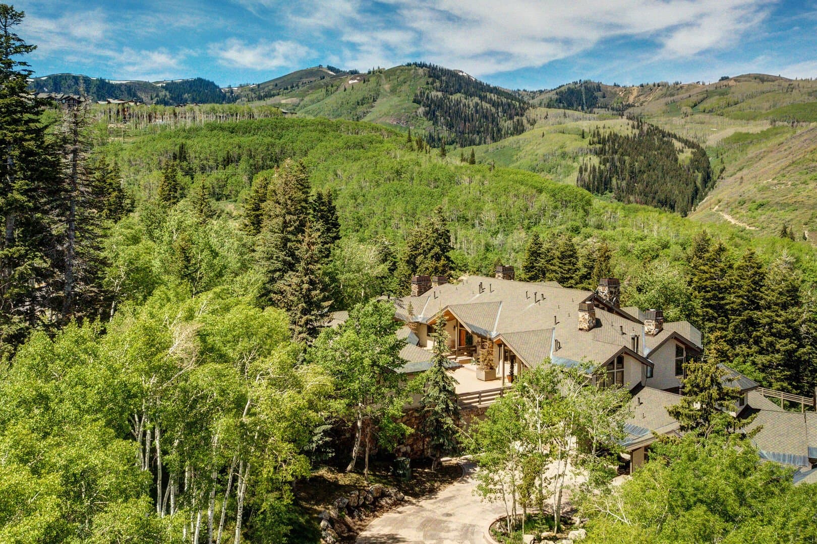 Ontario Lodge - Image 39