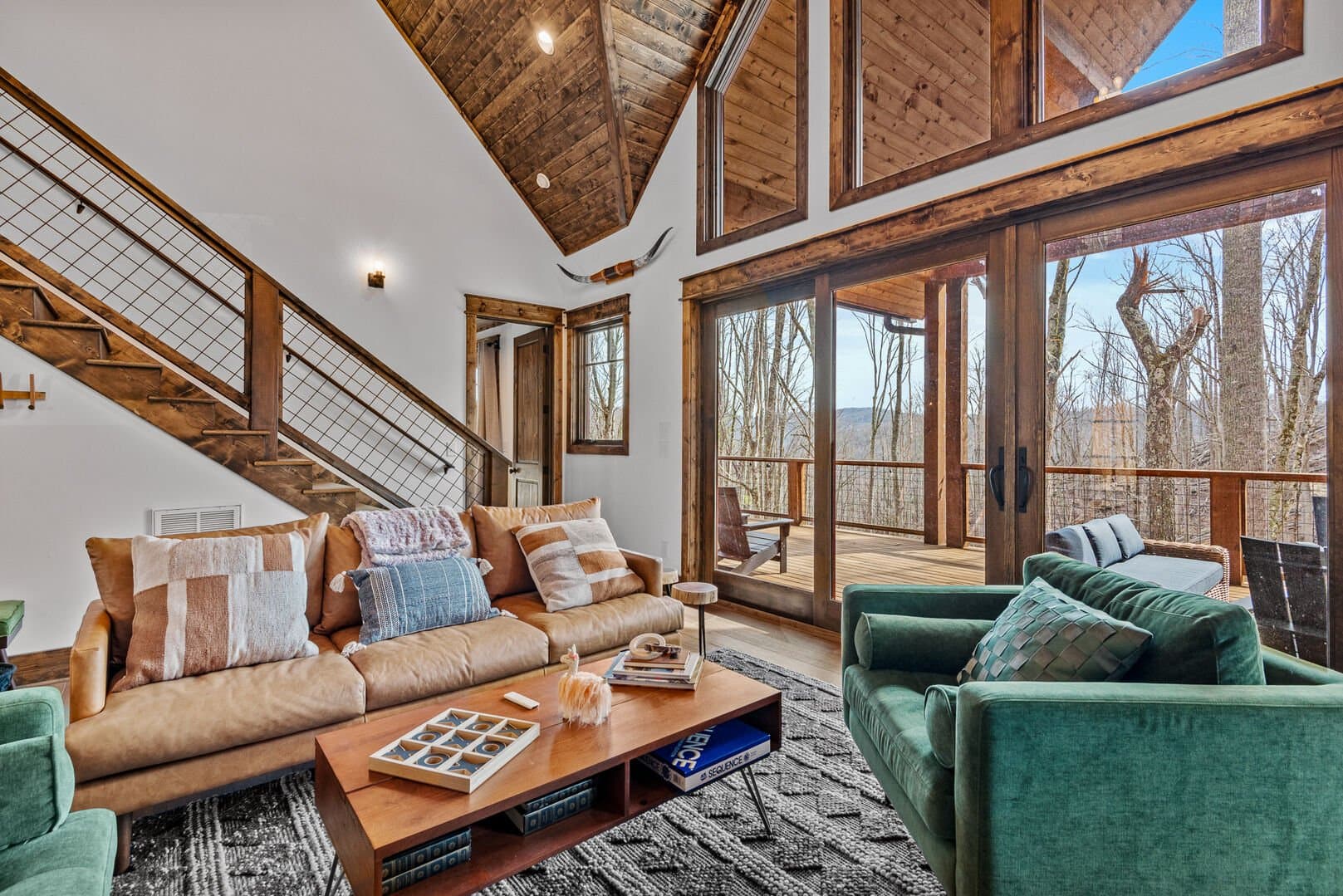 Llama Creek Cabin at Eagles Nest - Image 5