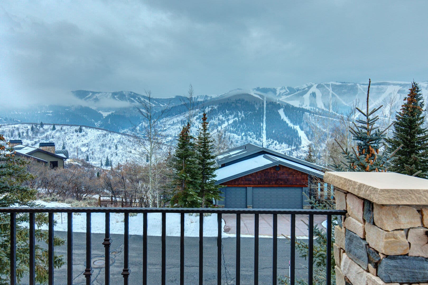 Atop Park City - Image 21