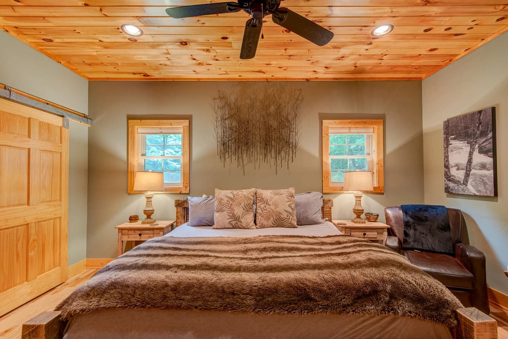 Beech Creek Cabin - Image 15