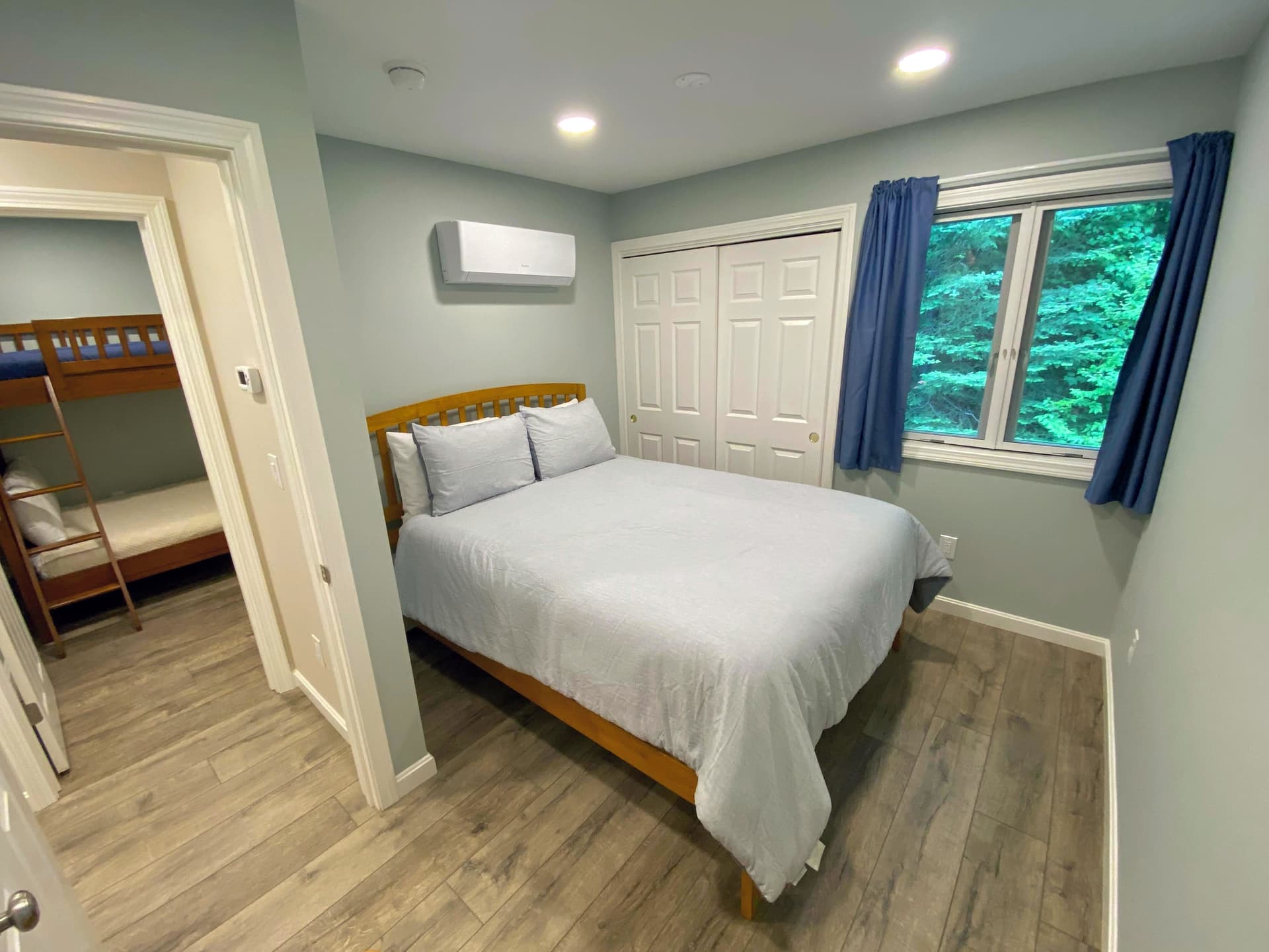 Woods Place - Image 12