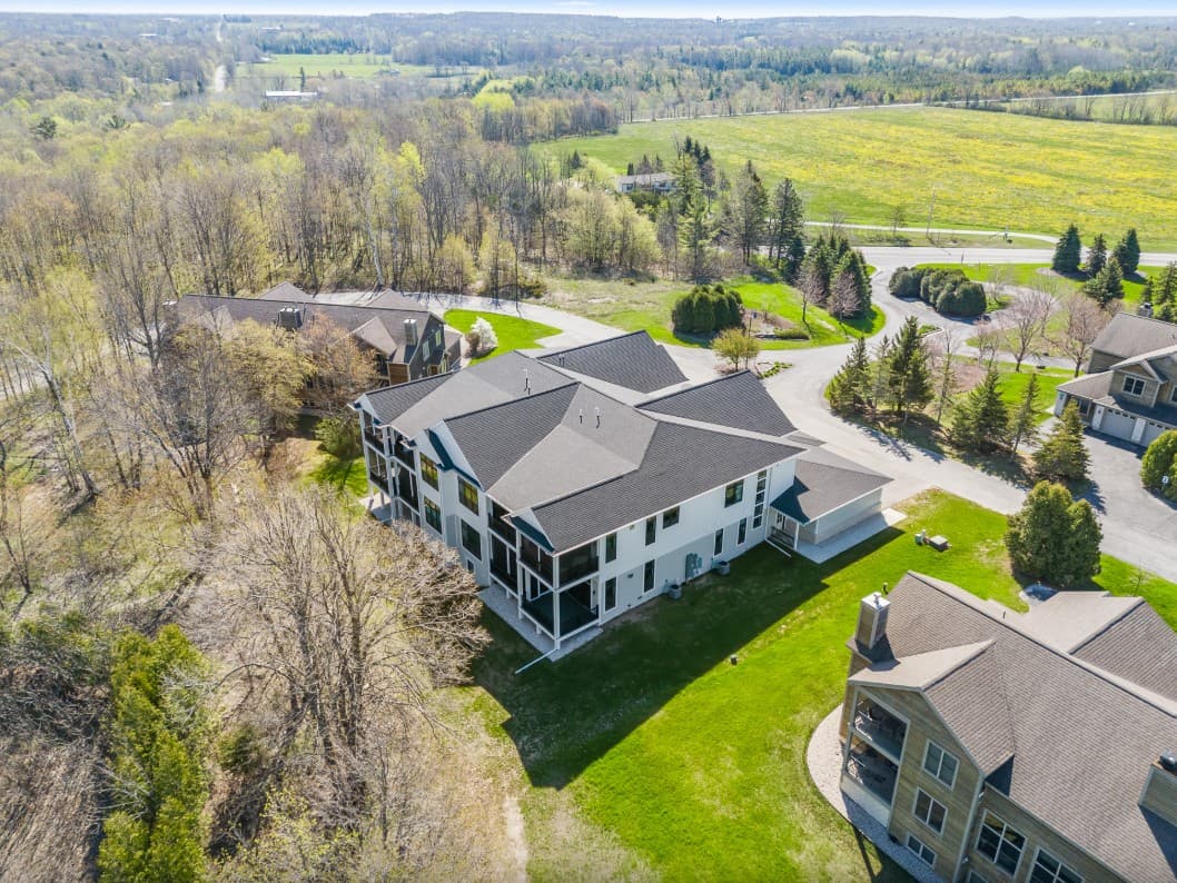 Glenlo Vines - Image 81