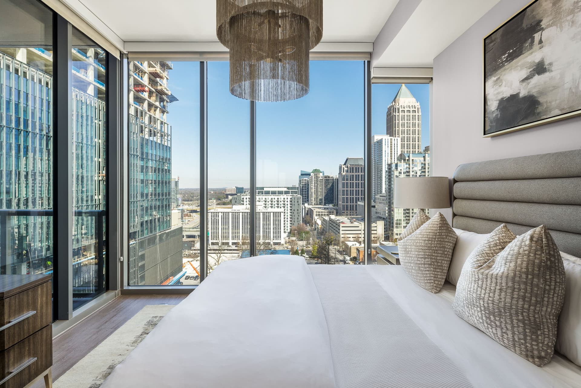 Regal Retreat - Image 4