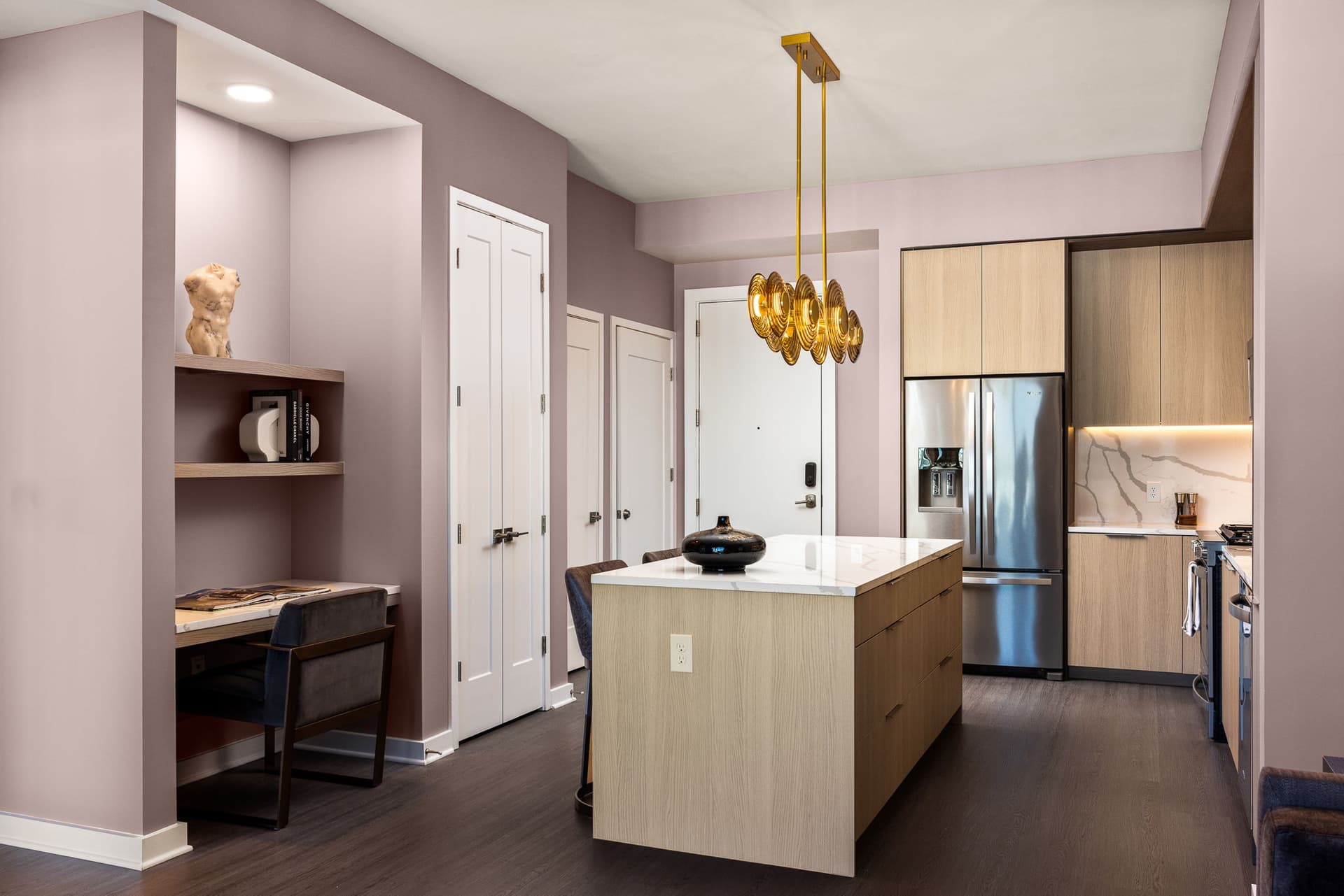 Regal Retreat - Image 13