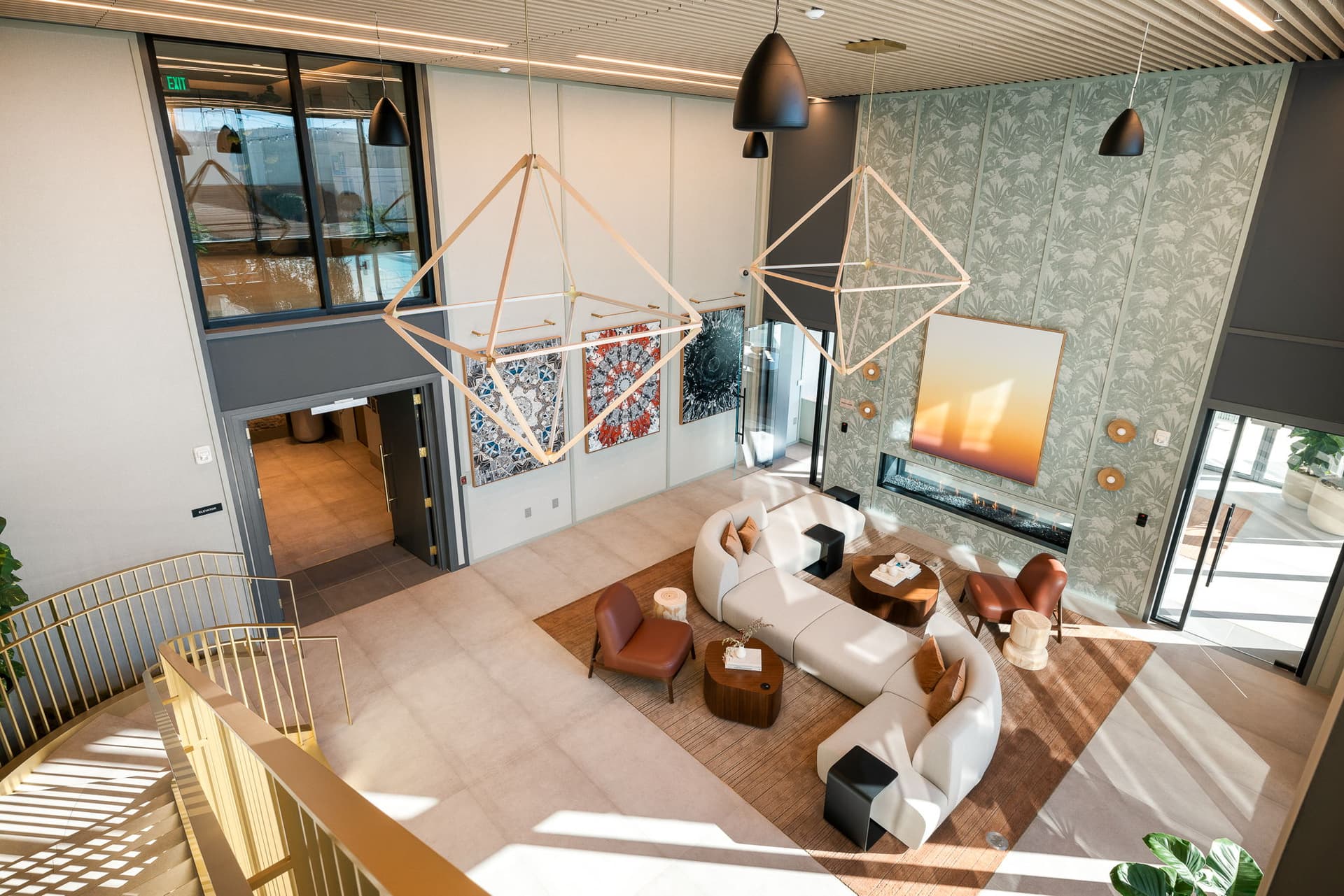 Regal Retreat - Image 42