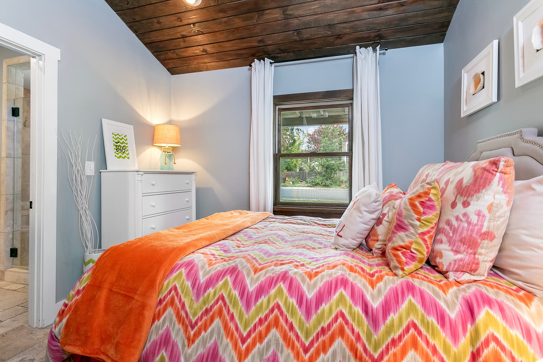 Rest Haus - Image 13