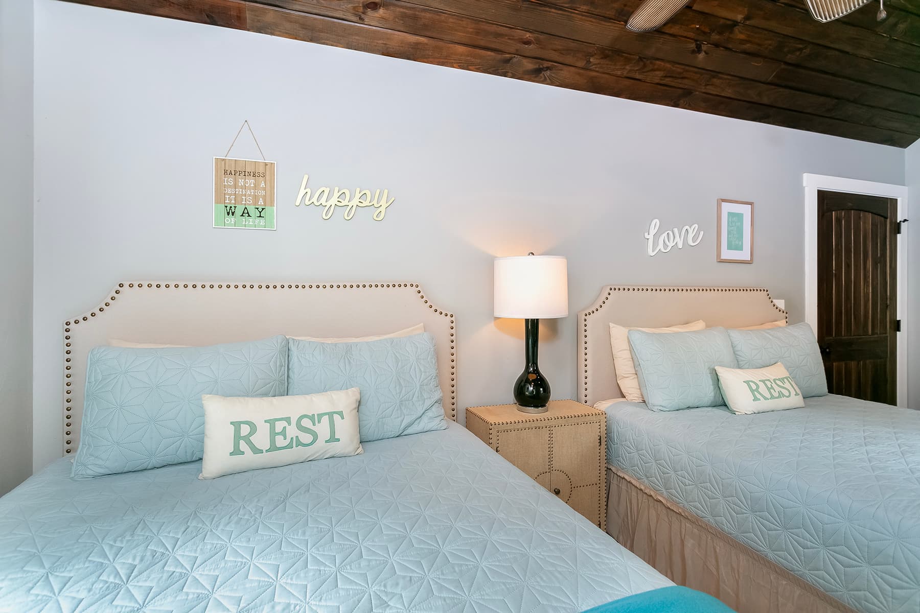 Rest Haus - Image 17