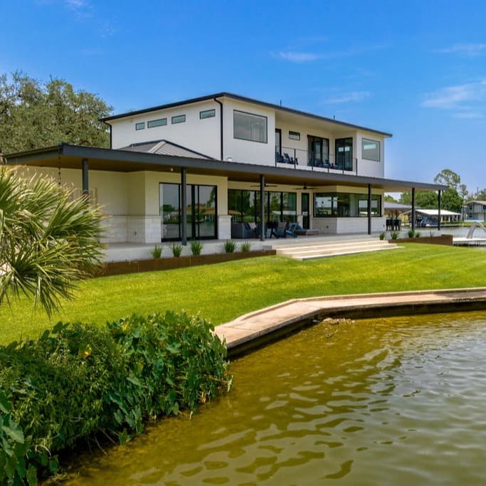 Some Kind of Wonderful Villa - Image 1