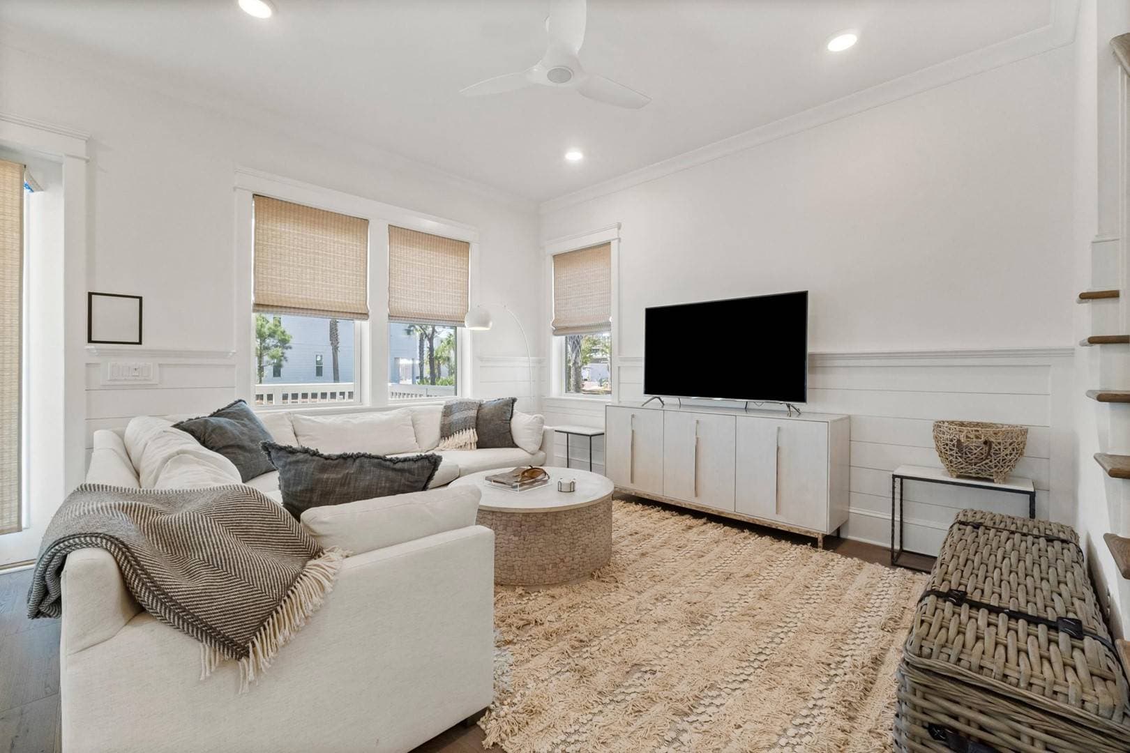 Palm Tree Paradise - Image 4