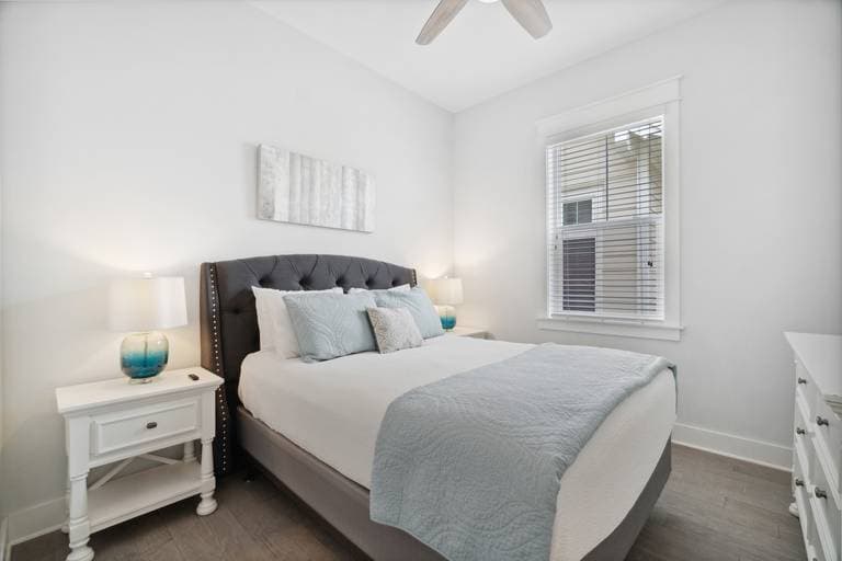 Beach Dreamer - Image 17