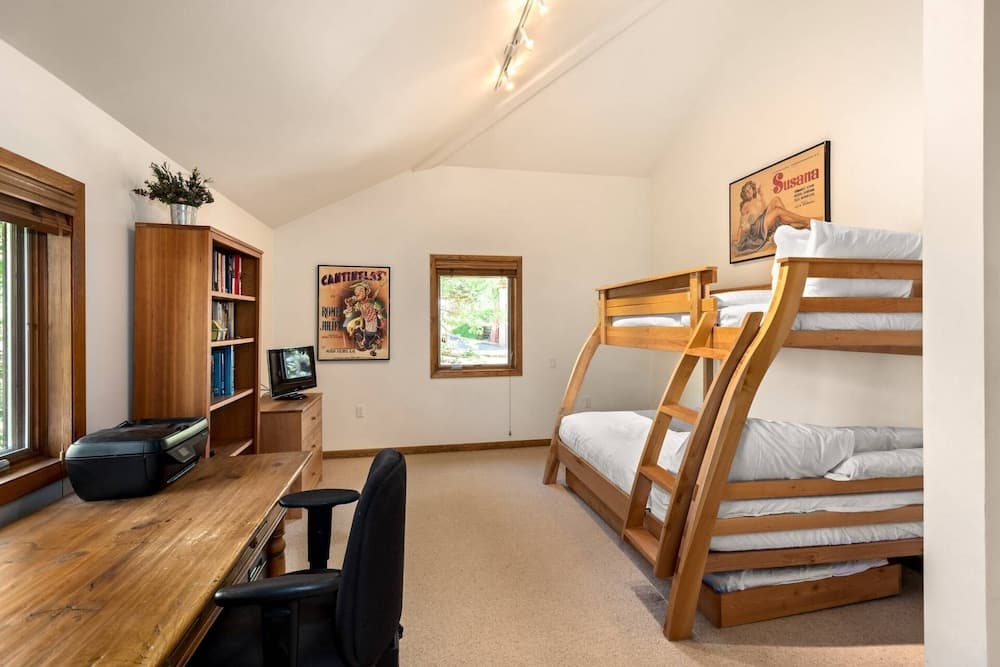 Ridge Condo #27 - Image 3