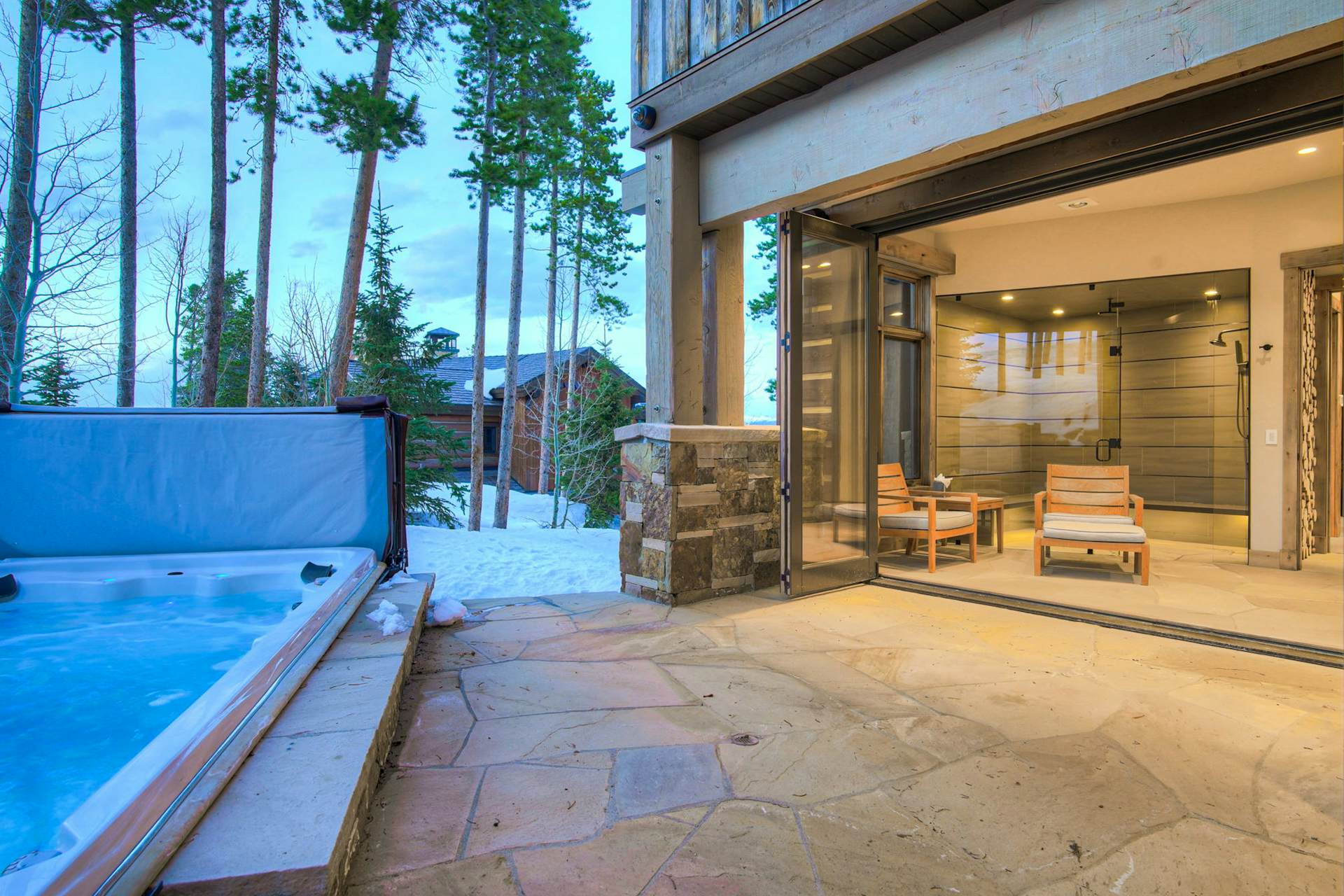 Skiers Palace - Image 2